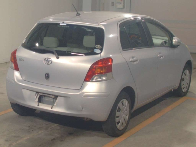 TOYOTA VITZ 2009