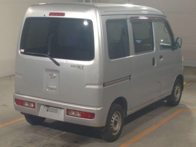 DAIHATSU HIJET VAN 2017