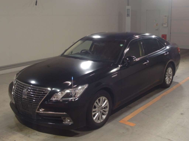 TOYOTA CROWN 2013