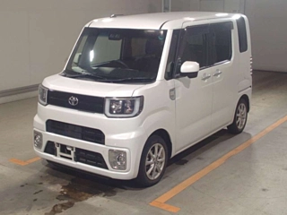 TOYOTA PIXIS MEGA 2020