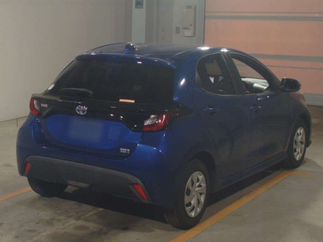 TOYOTA YARIS 2021