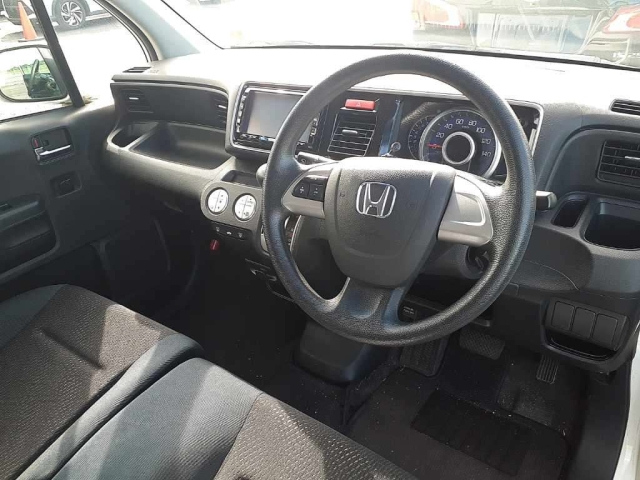 HONDA LIFE 2011