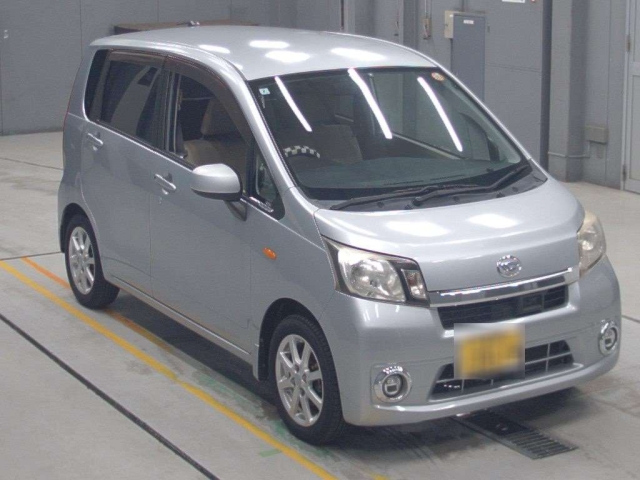 DAIHATSU MOVE 2014