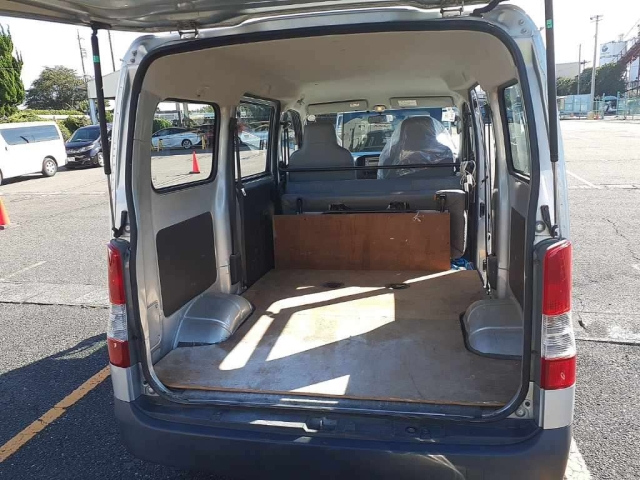 TOYOTA TOWN ACE VAN 2011