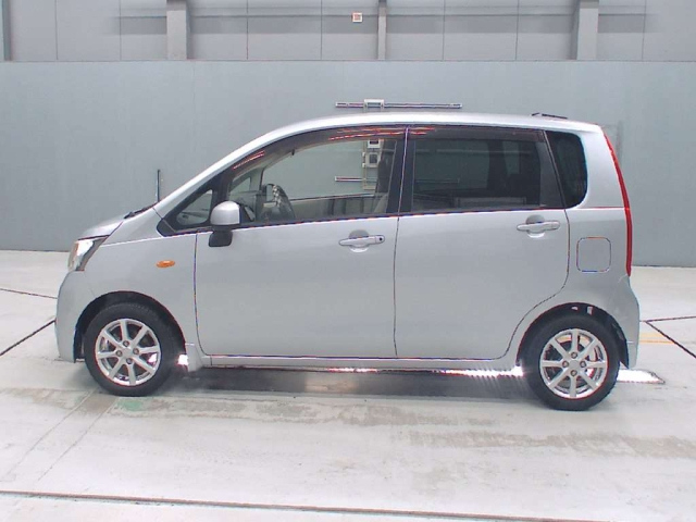 DAIHATSU MOVE 2014