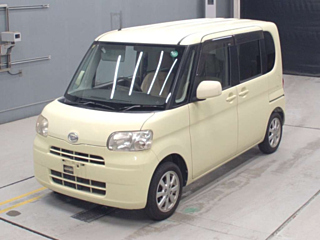 DAIHATSU TANTO 2008