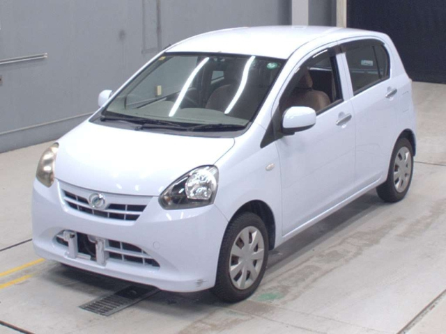DAIHATSU MIRA E S 2012