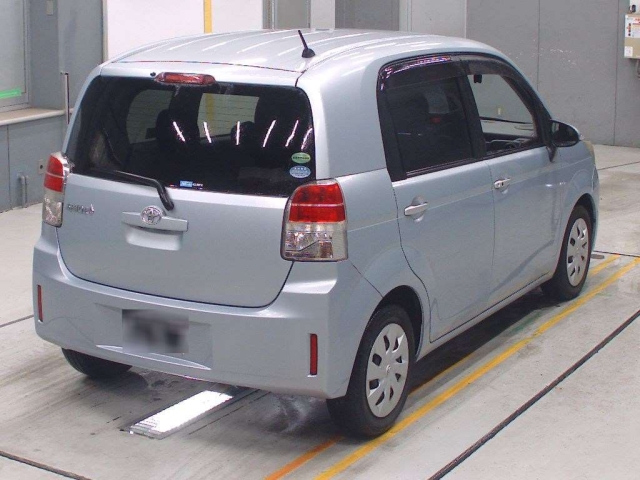 TOYOTA SPADE 2013