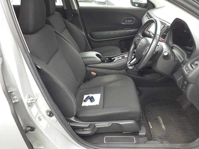 HONDA VEZEL 2014