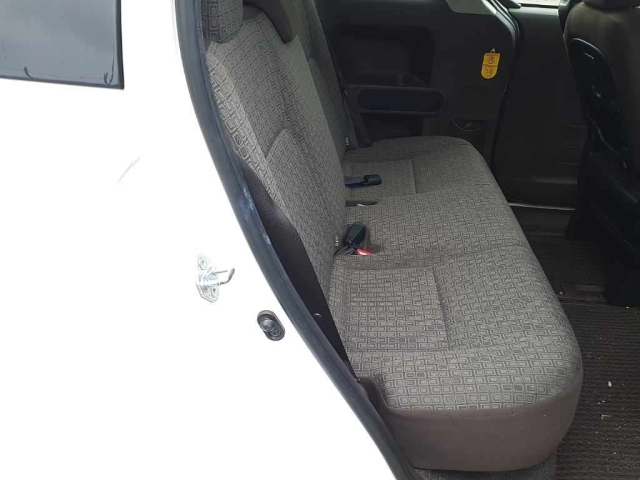 TOYOTA SPADE 2013