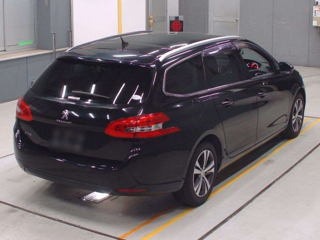 PEUGEOT 308 2015