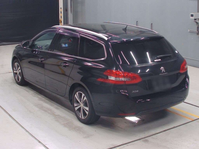 PEUGEOT 308 2015