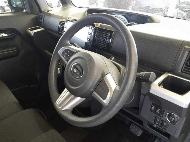DAIHATSU WAKE 2019