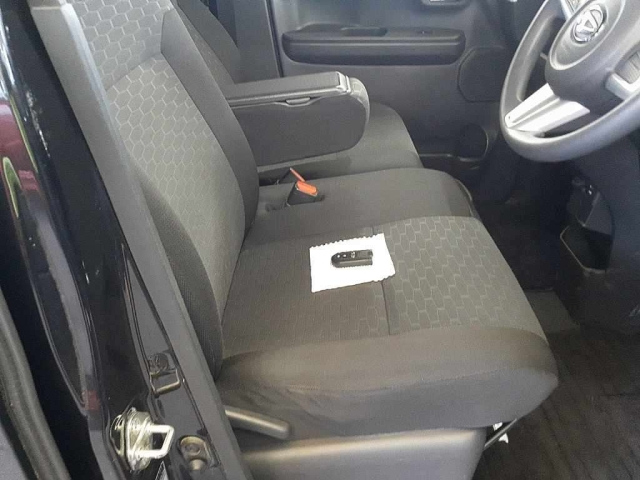 DAIHATSU WAKE 2019
