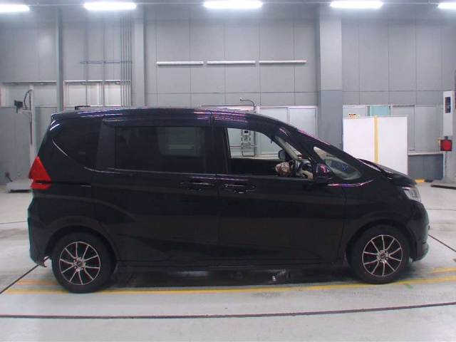 HONDA FREED 2016
