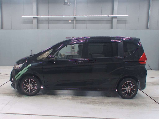 HONDA FREED 2016
