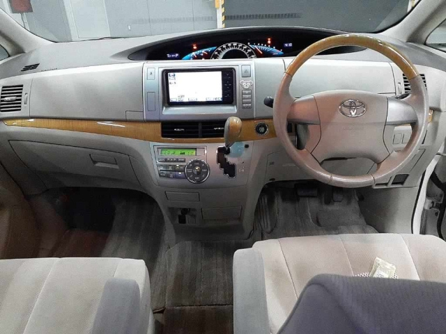 TOYOTA ESTIMA 2008