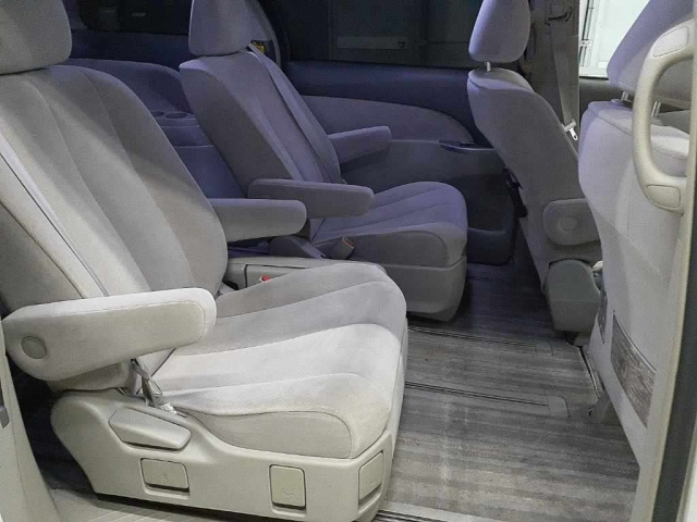 TOYOTA ESTIMA 2008