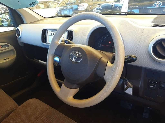 TOYOTA PASSO 2010