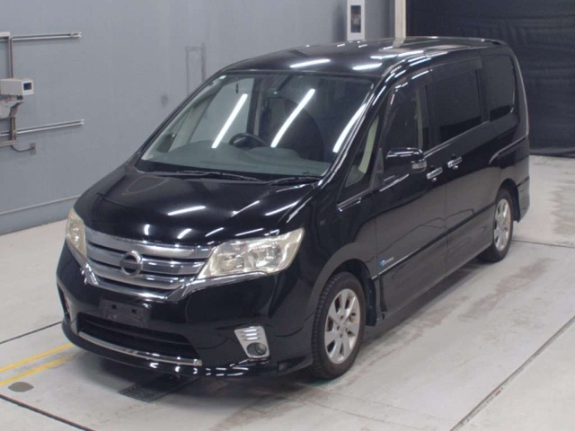 NISSAN SERENA 2013