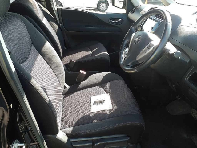 NISSAN SERENA 2013