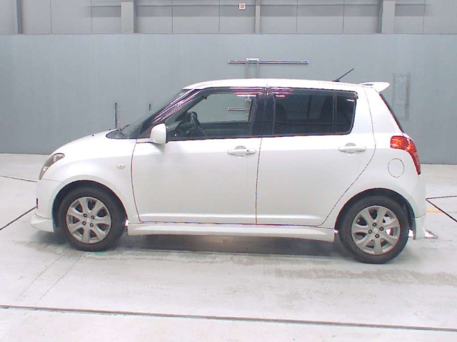 SUZUKI SWIFT 2009