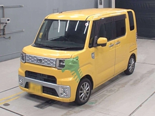 DAIHATSU WAKE 2014
