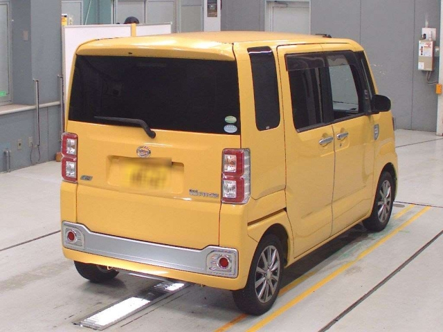 DAIHATSU WAKE 2014