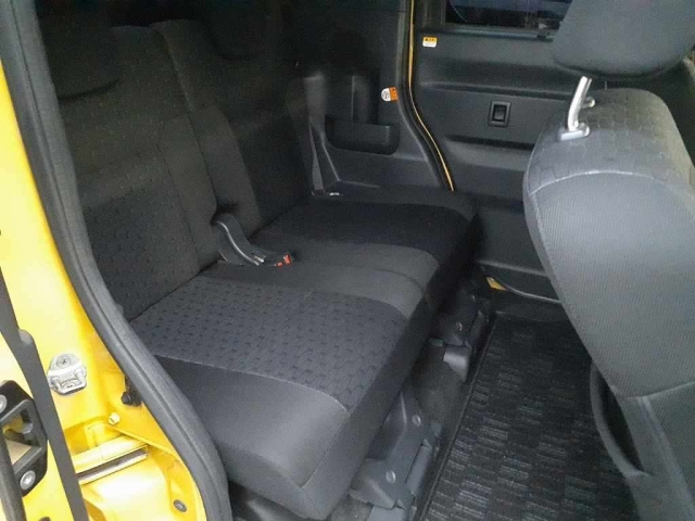 DAIHATSU WAKE 2014