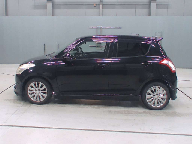 SUZUKI SWIFT 2012
