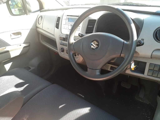 SUZUKI WAGON R 2011
