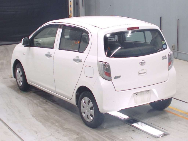 DAIHATSU MIRA E S 2014