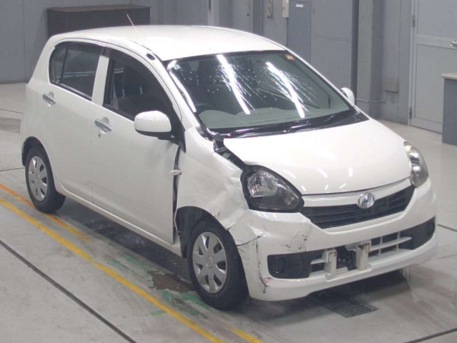 DAIHATSU MIRA E S 2014