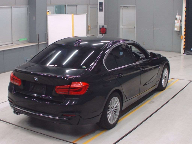 BMW 3 SERIES 2019