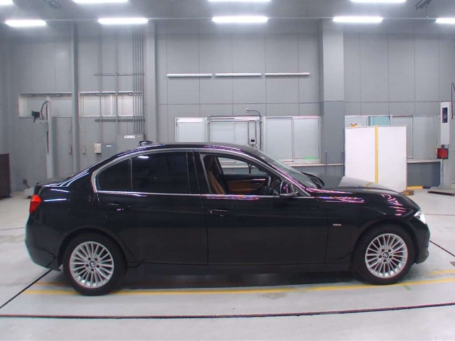 BMW 3 SERIES 2019