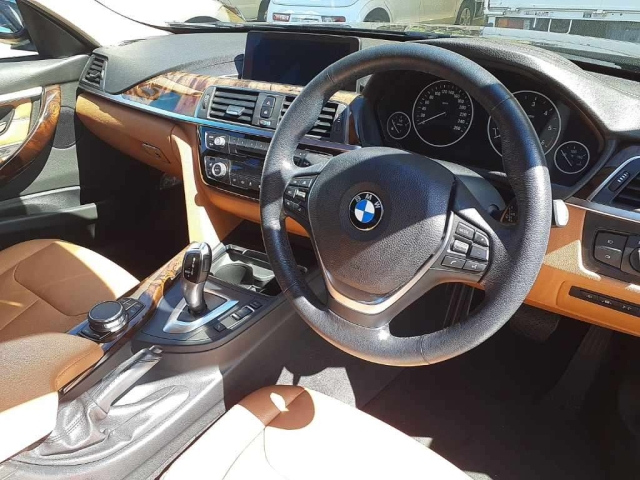 BMW 3 SERIES 2019