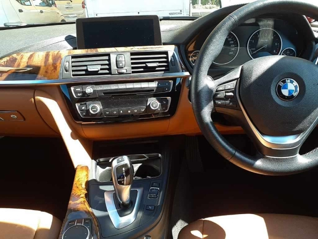 BMW 3 SERIES 2019