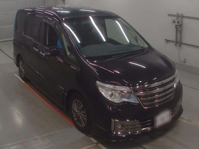 NISSAN SERENA 2014