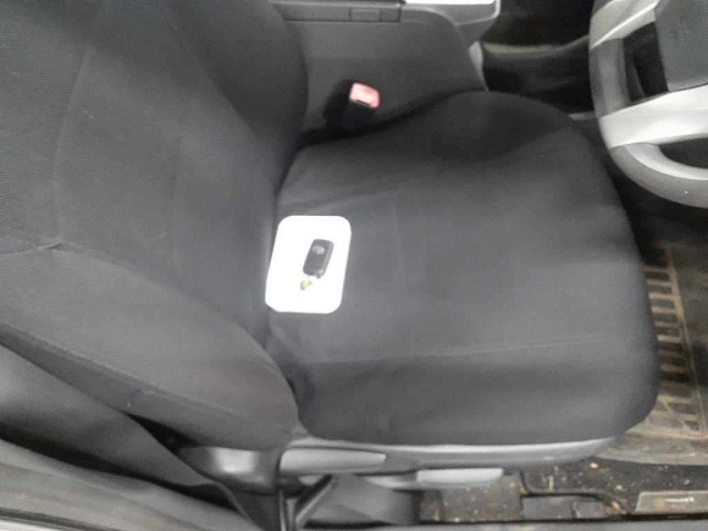 TOYOTA PRIUS ALPHA 2013