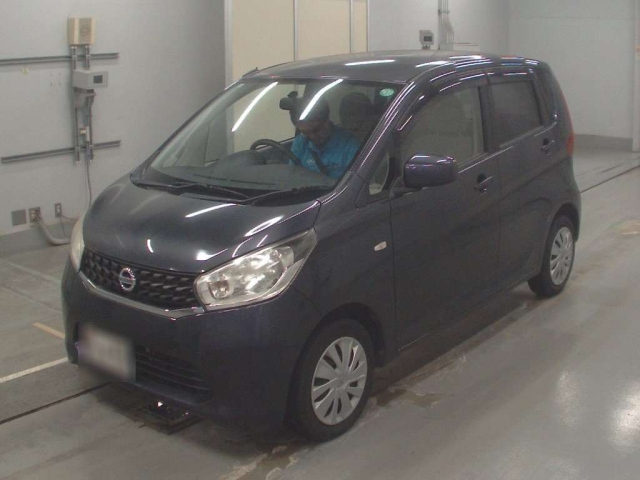 NISSAN DAYZ 2013