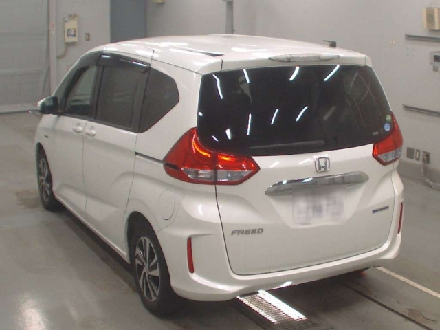 HONDA FREED 2018