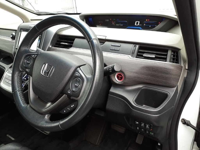 HONDA FREED 2018