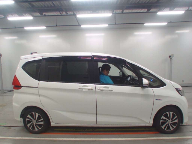 HONDA FREED 2018
