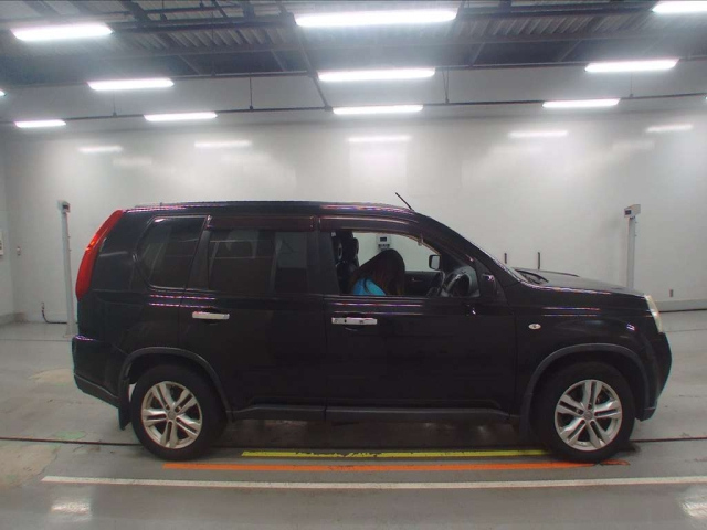 NISSAN X-TRAIL 2010