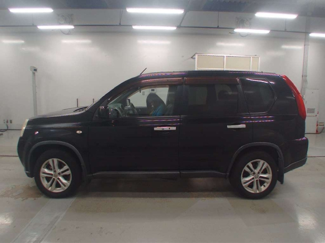 NISSAN X-TRAIL 2010