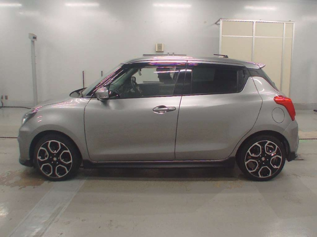 SUZUKI SWIFT 2022