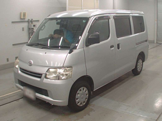 TOYOTA TOWN ACE VAN 2011
