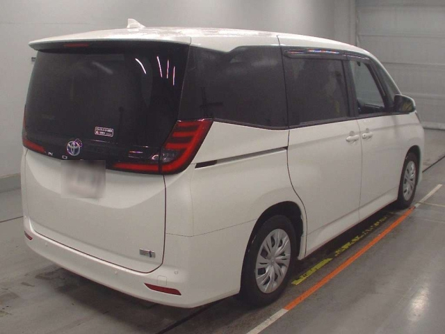 TOYOTA NOAH 2022