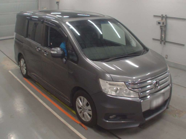 HONDA STEP WAGON 2009