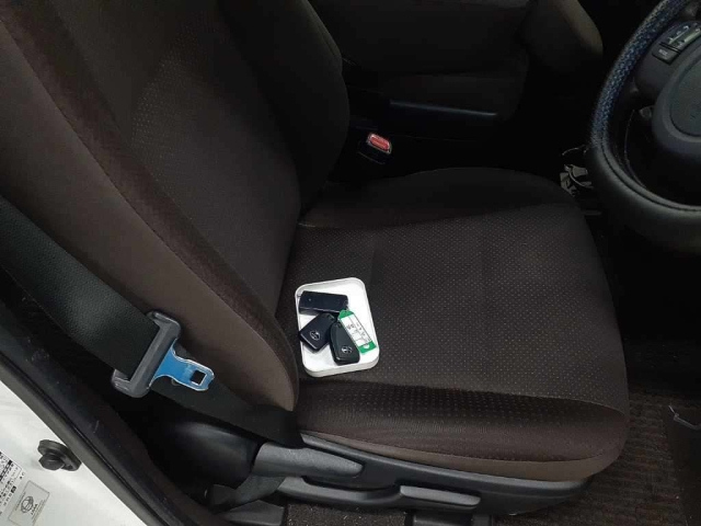 TOYOTA PORTE 2015